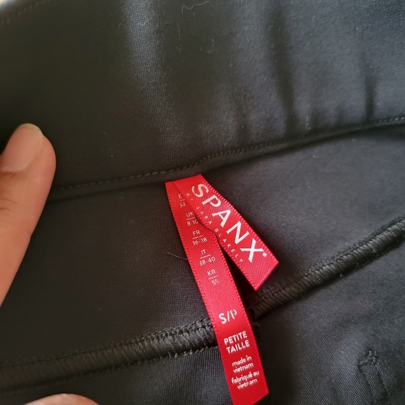 SPANX Active Cropped Stretch Ponte Leggings Size Small - Picture 6 of 8
